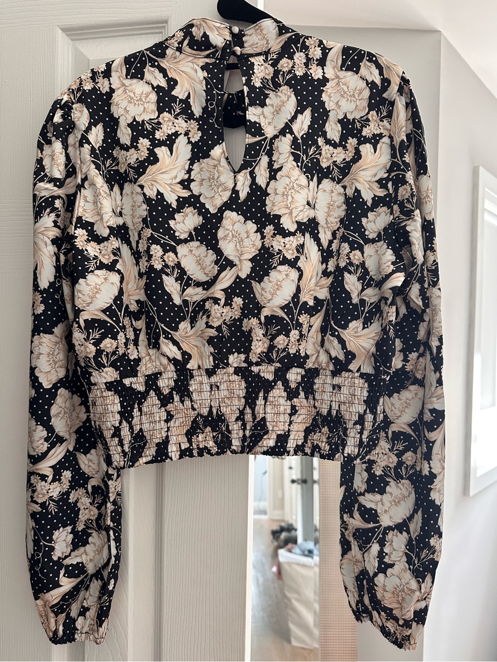 Guess by Marciano Black Floral Mock Neck Top with Cream Accents - Picture 5 of 6
